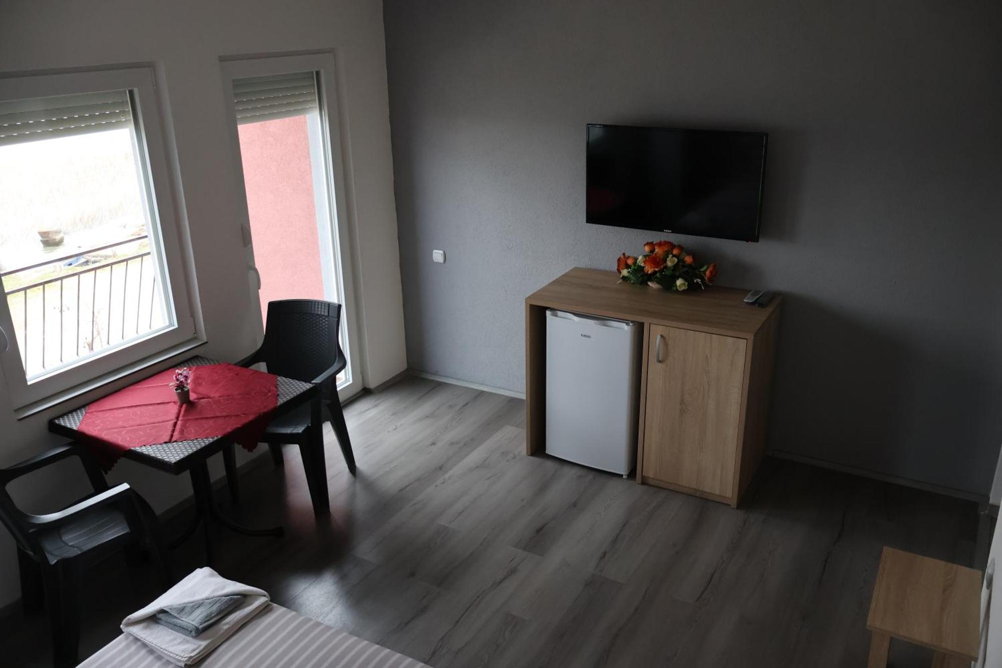Ajkoski Apartments Peštani المظهر الخارجي الصورة